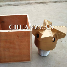 Kemampuan Bor Tinggi PDC Drag Bit / 4 Sayap Emas Chevron Type PDC Drag Bit