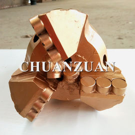 Emas 112 MM PDC Drill Bit S232 IADC Dengan Sekrup Nozel yang Dapat Dipertukarkan