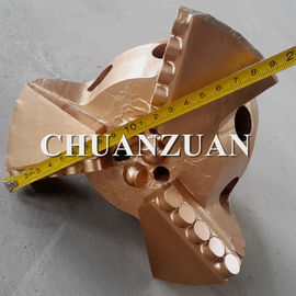 Penetrasi Tinggi 190MM PDC Rock Drill Bit Kecepatan 60 - 350 RPM Dengan Pisau Asimetris